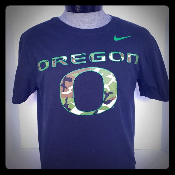 Men's Nike Oregon Ducks tshirt - Picture 1 of 3